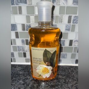 🆕Bath & Body Works White Tea & Ginger Shower Gel 10OZ full bottles NOS retired